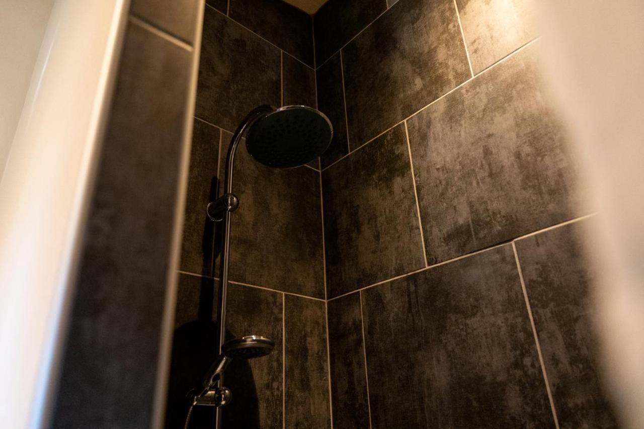 Yanna Lodge, Gite Classe 4 Etoiles Avec Spa Couvert Entierement アレスト エクステリア 写真